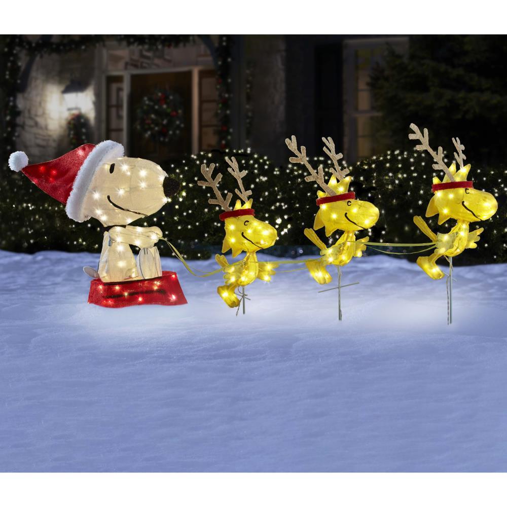 The Illuminated Snoopy Christmas Delivery