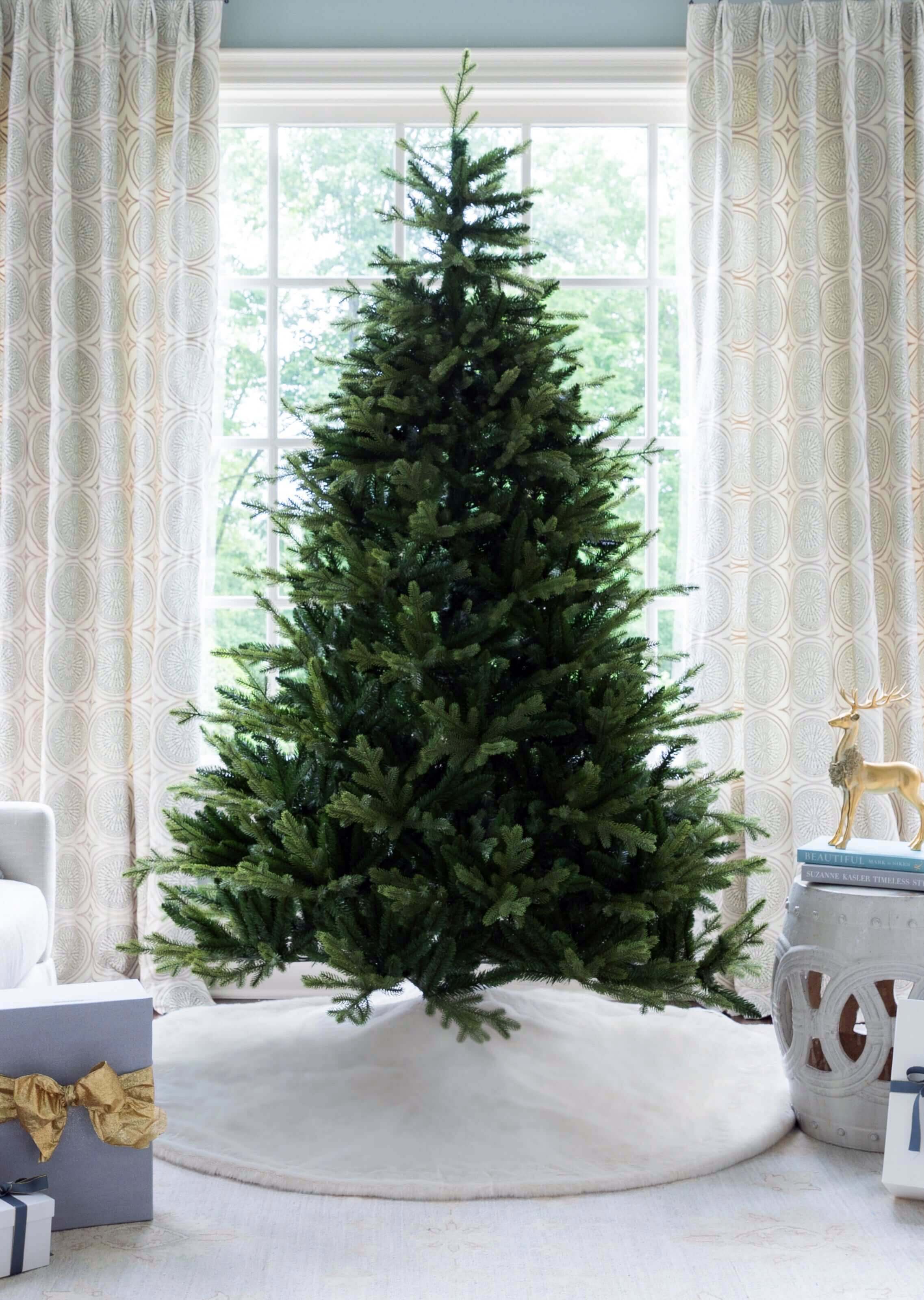 6.5' Scarlet Fir Artificial Christmas Tree with 600 Warm White Led Lights