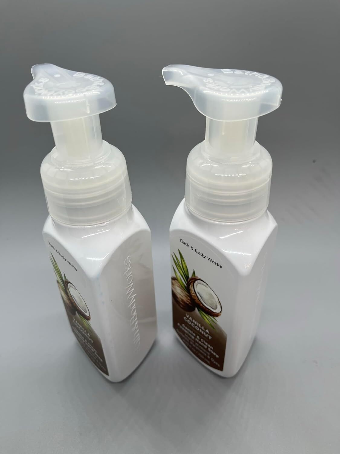 White Barn by Bath & Body Works Gentle Foaming Hand Soap in Mahogany Teakwood (2 Pack)