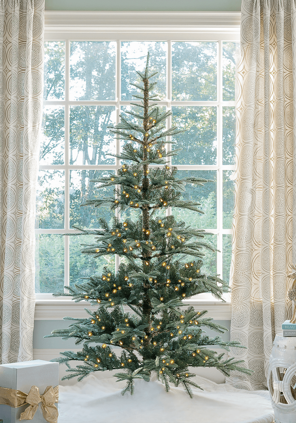 7' King Noble Fir Artificial Christmas Tree with 500 Warm White LED Lights
